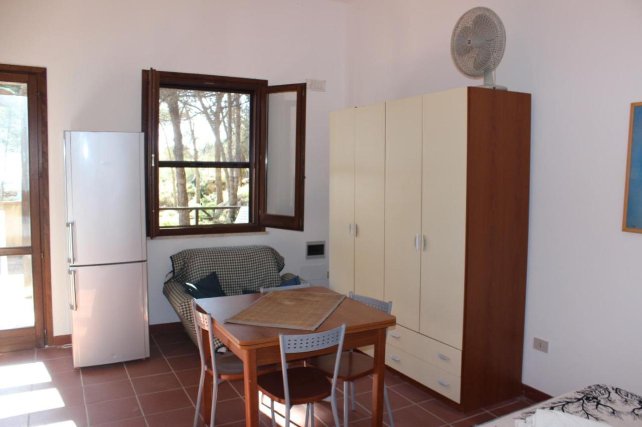 La Pineta Villa Фавиняна Екстериор снимка